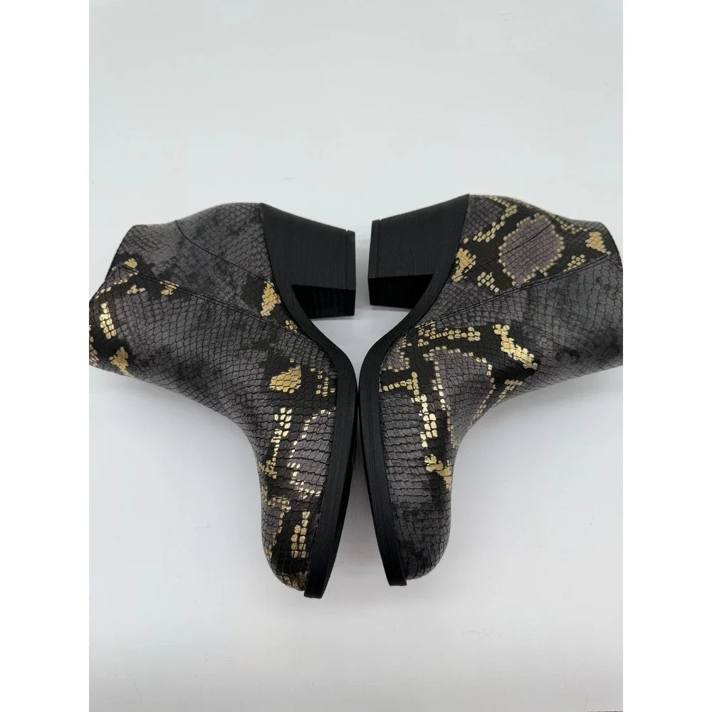 Muk Luks Womens Snakeskin Ankle Boots Grey‎ Gold Metallic Zip Block Heel 7.5